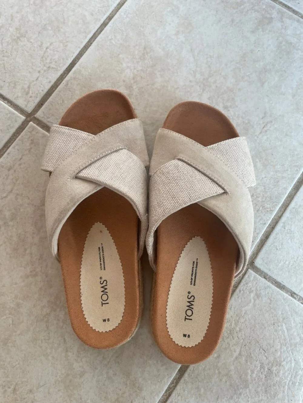Toms women's wide cross strap tan platform sandals 8W neutral coastal minimalist